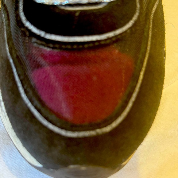 Golden Goose Running Black Suede and Mesh w Silver Laces - Picture 3 of 8